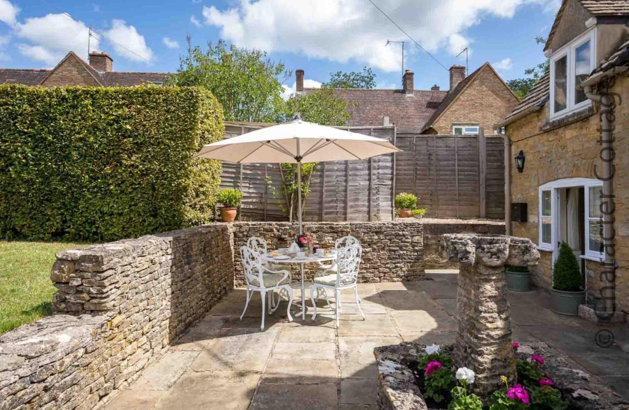 Weir Cottage Bourton-on-the-Water Extérieur photo