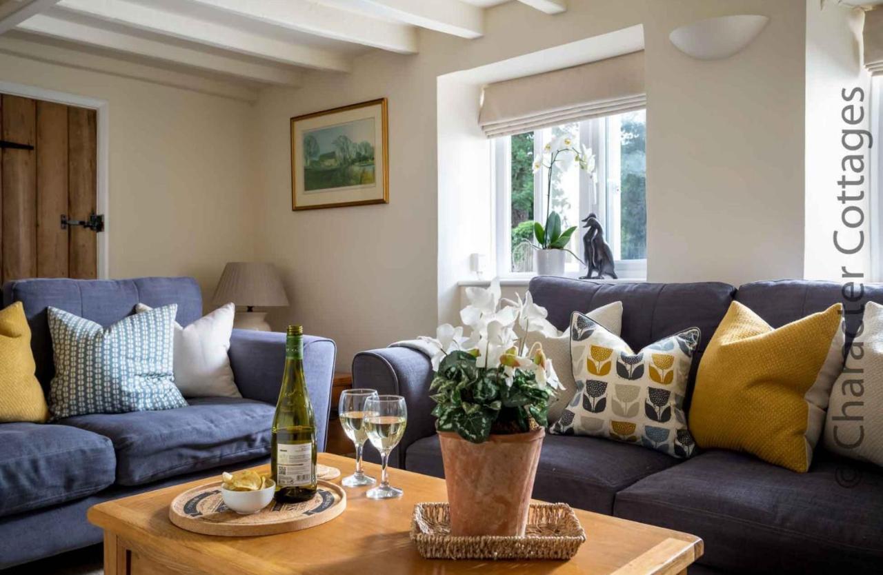 Weir Cottage Bourton-on-the-Water Extérieur photo