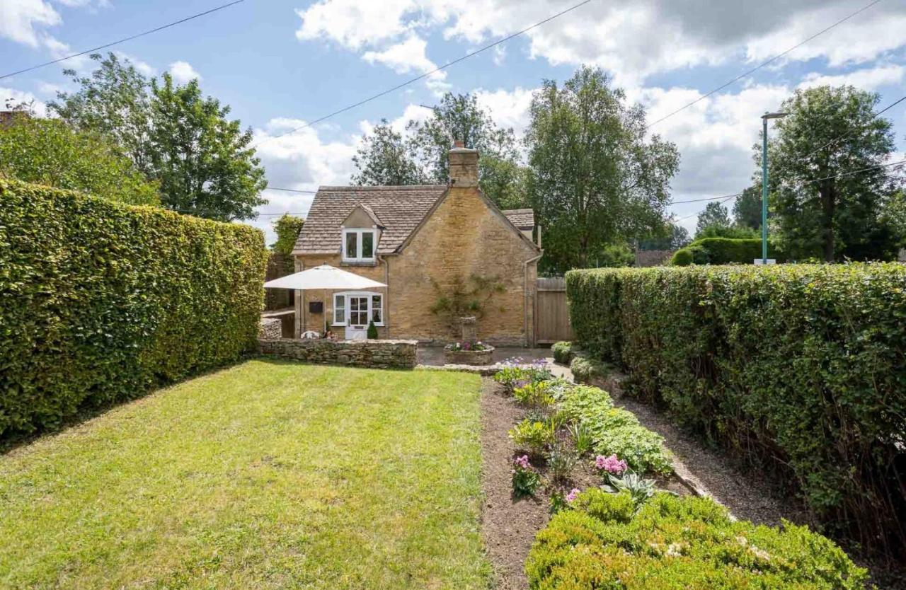 Weir Cottage Bourton-on-the-Water Extérieur photo